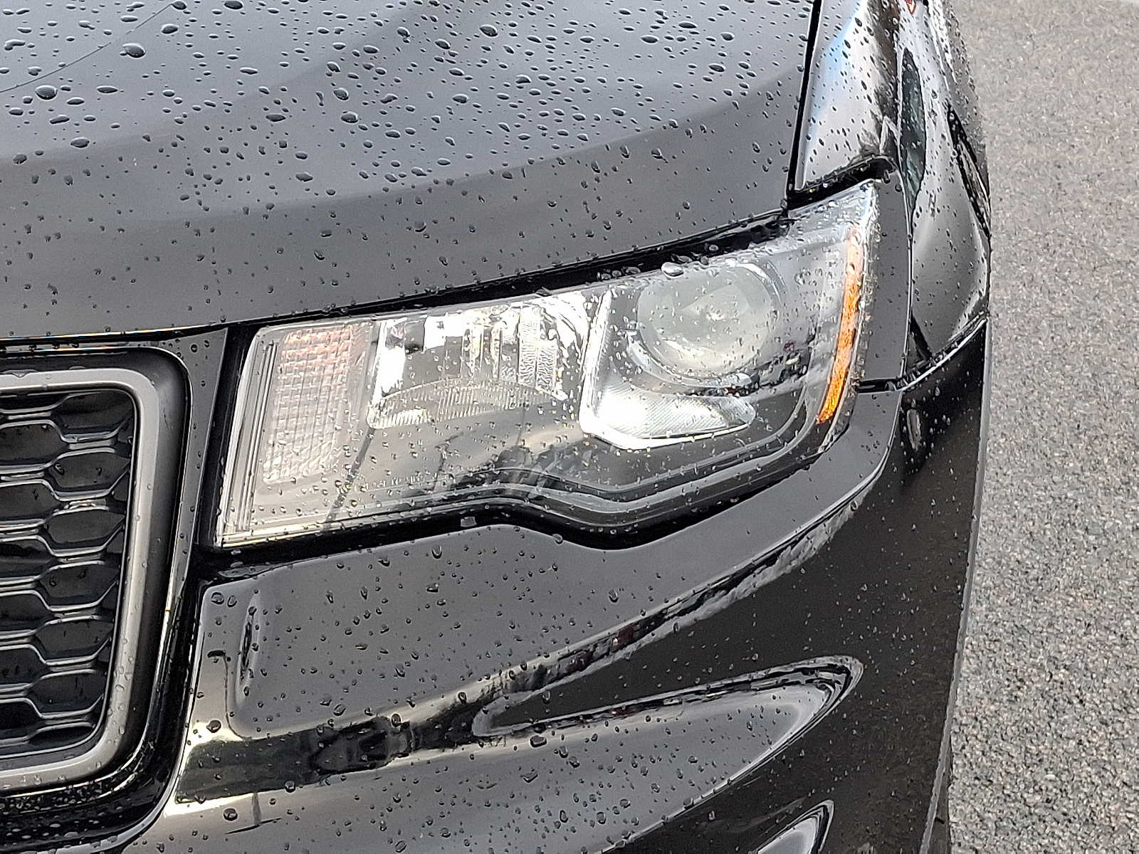 Thumbnail: 2020 Jeep Grand Cherokee - 10