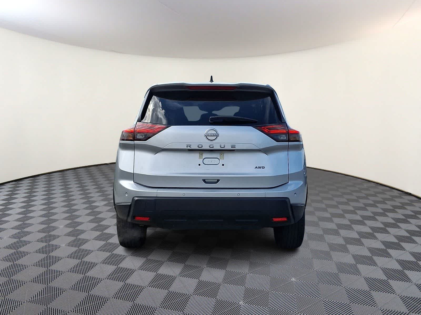 Thumbnail: 2024 Nissan Rogue - 6