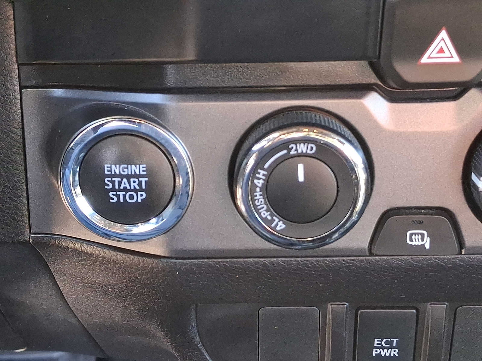 Thumbnail: 2020 Toyota Tacoma - 26