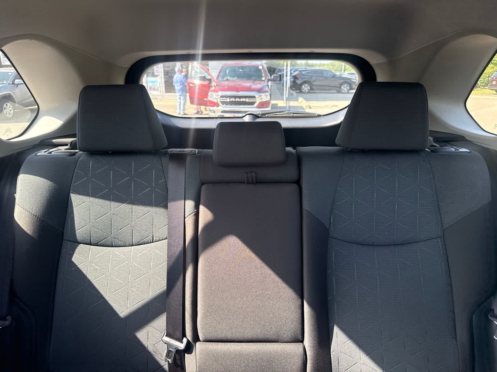 Thumbnail: 2025 Toyota RAV4 - 23