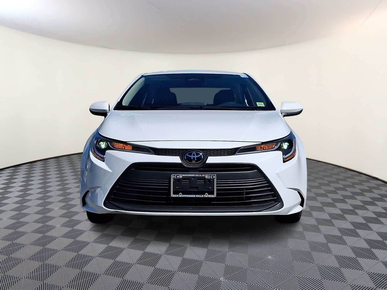 Thumbnail: 2024 Toyota Corolla - 3