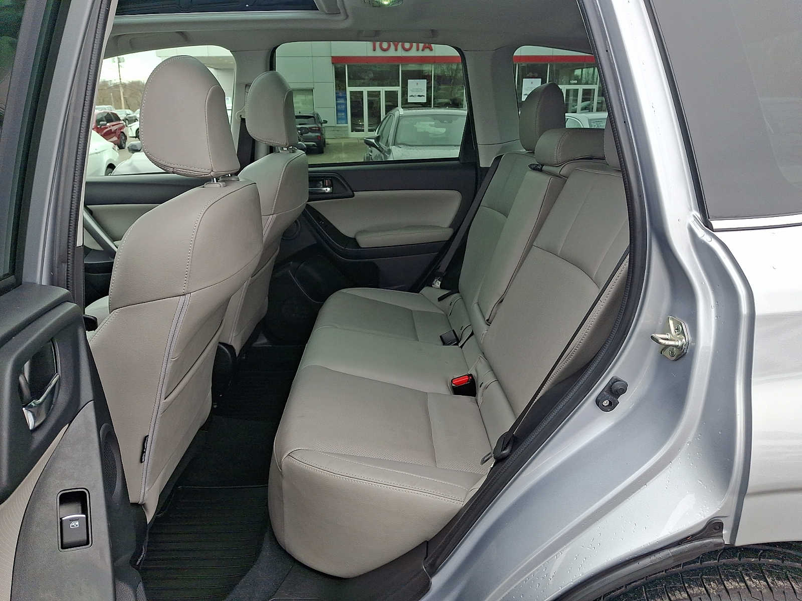 Thumbnail: 2018 Subaru Forester - 11