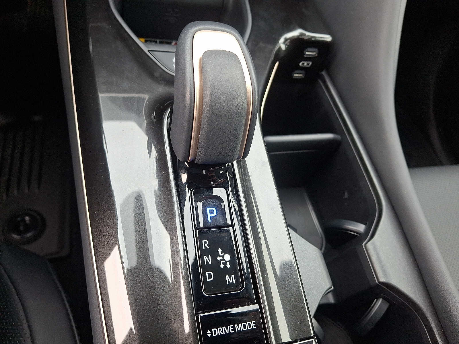 Thumbnail: 2025 Toyota Crown - 18