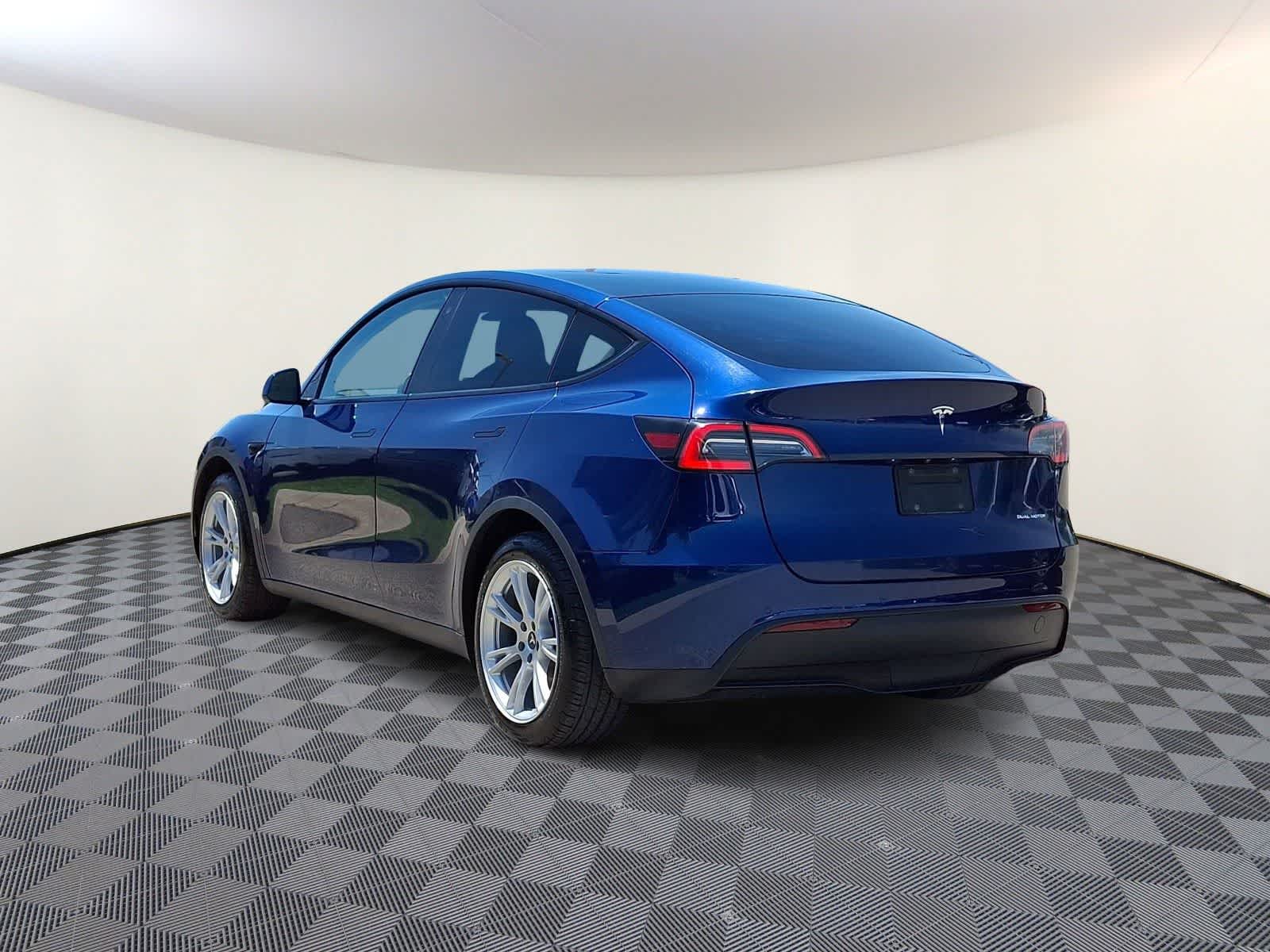 Thumbnail: 2020 Tesla Model Y - 7