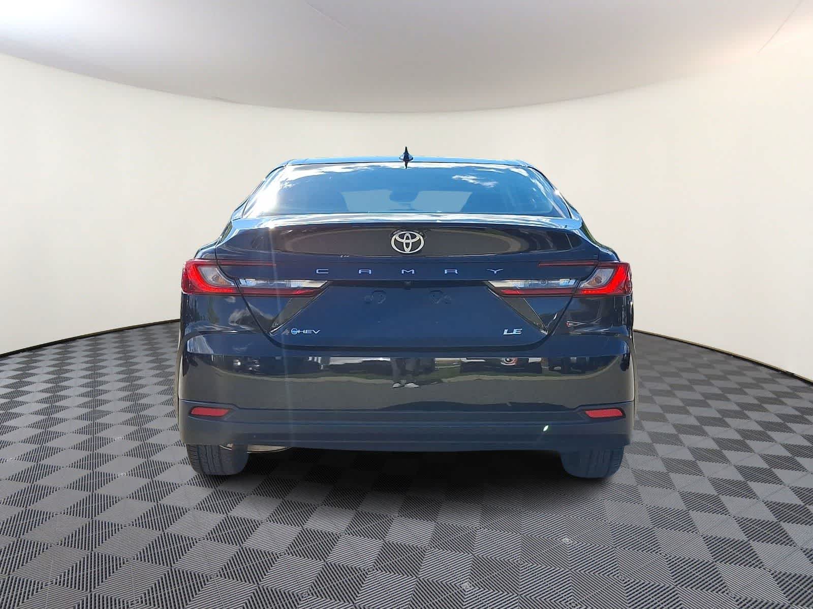 Thumbnail: 2025 Toyota Camry - 7