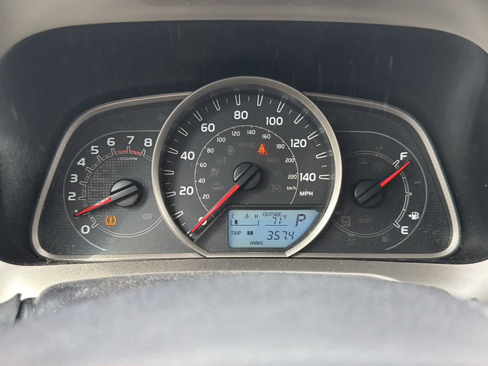 Thumbnail: 2015 Toyota RAV4 - 12