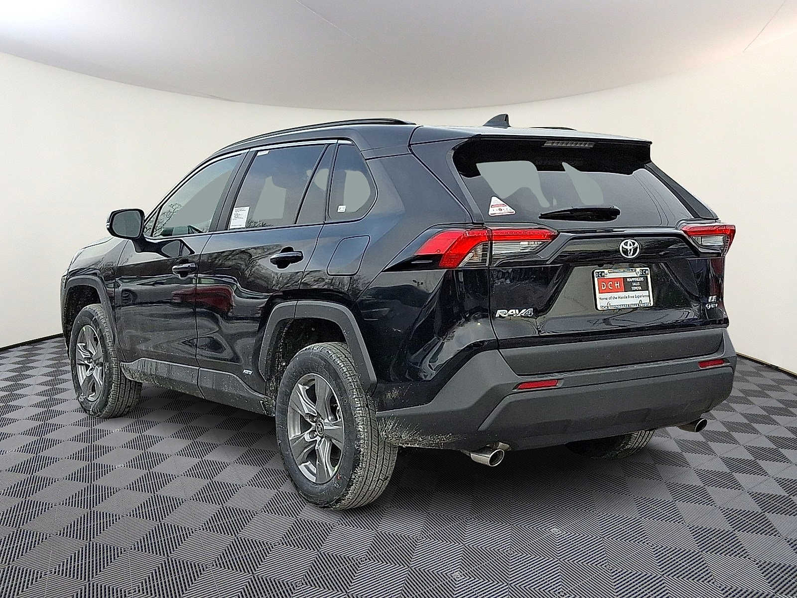 Thumbnail: 2025 Toyota RAV4 - 6