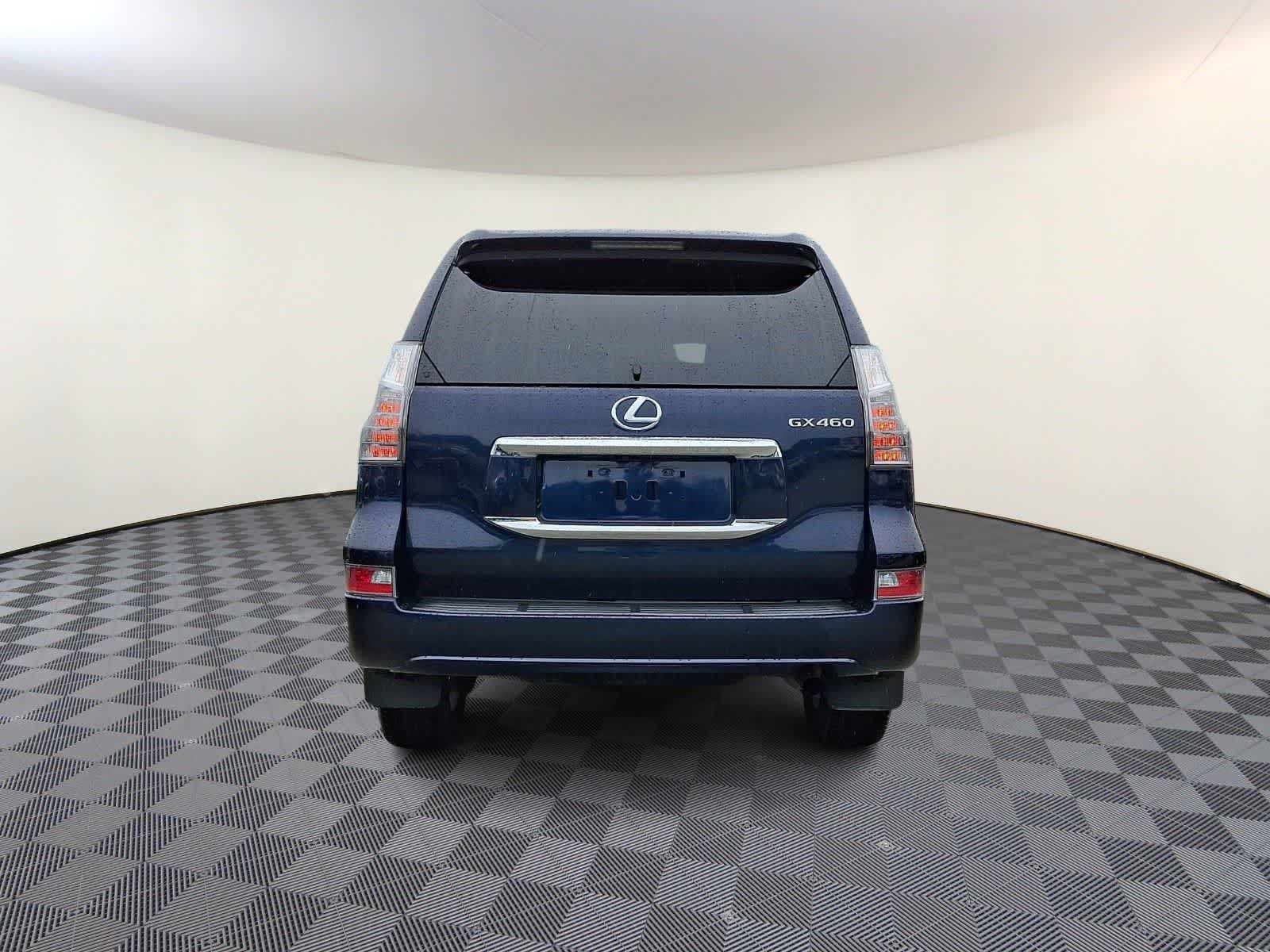 Thumbnail: 2019 Lexus GX - 6