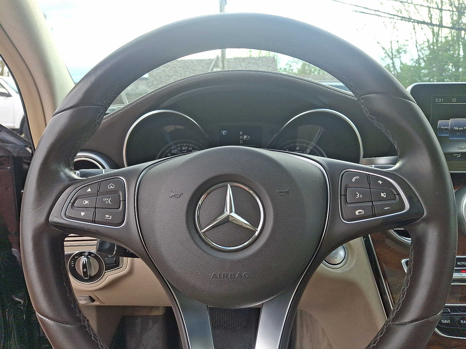 Thumbnail: 2015 Mercedes-Benz C-Class - 21