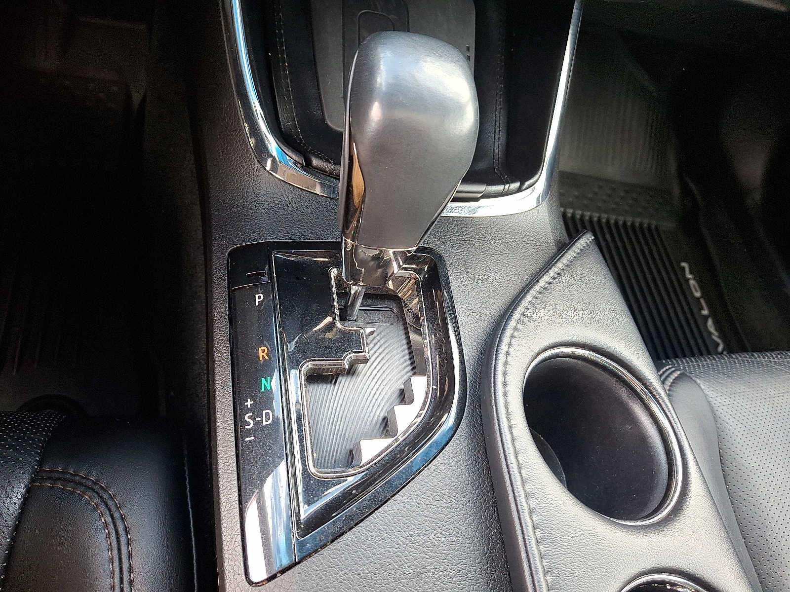 Thumbnail: 2018 Toyota Avalon - 19