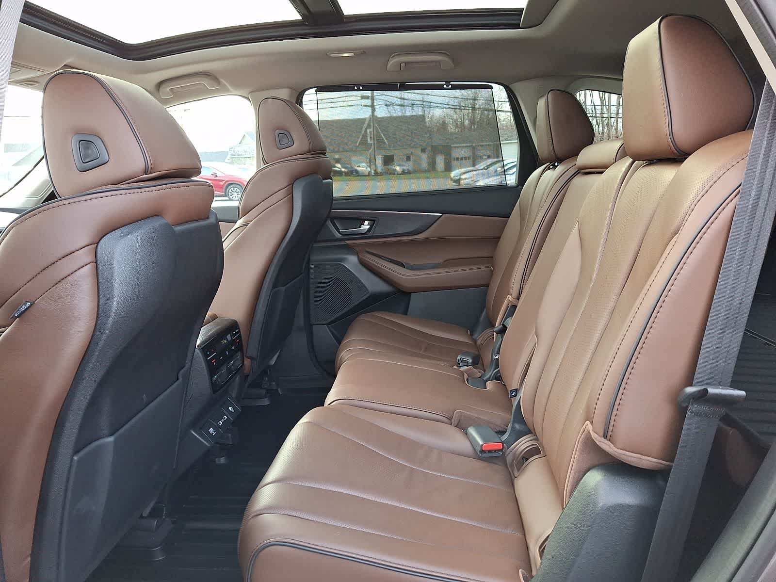 Thumbnail: 2023 Acura MDX - 11