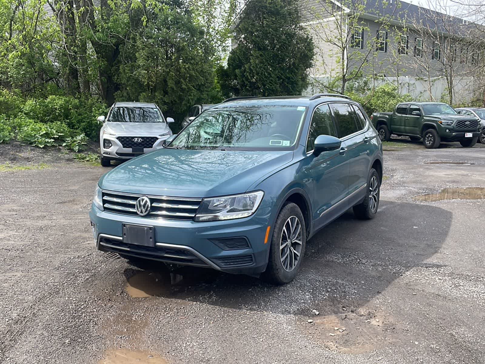 Thumbnail: 2020 Volkswagen Tiguan - 1