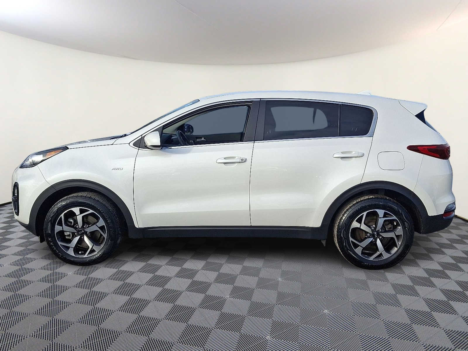 Thumbnail: 2021 Kia Sportage - 8