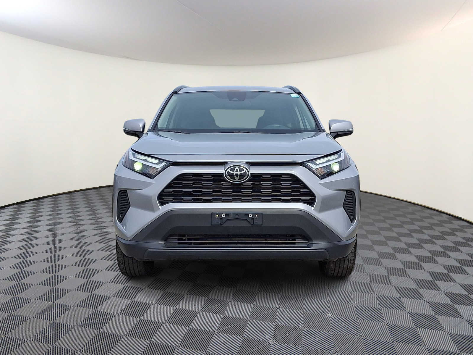 Thumbnail: 2025 Toyota RAV4 - 3