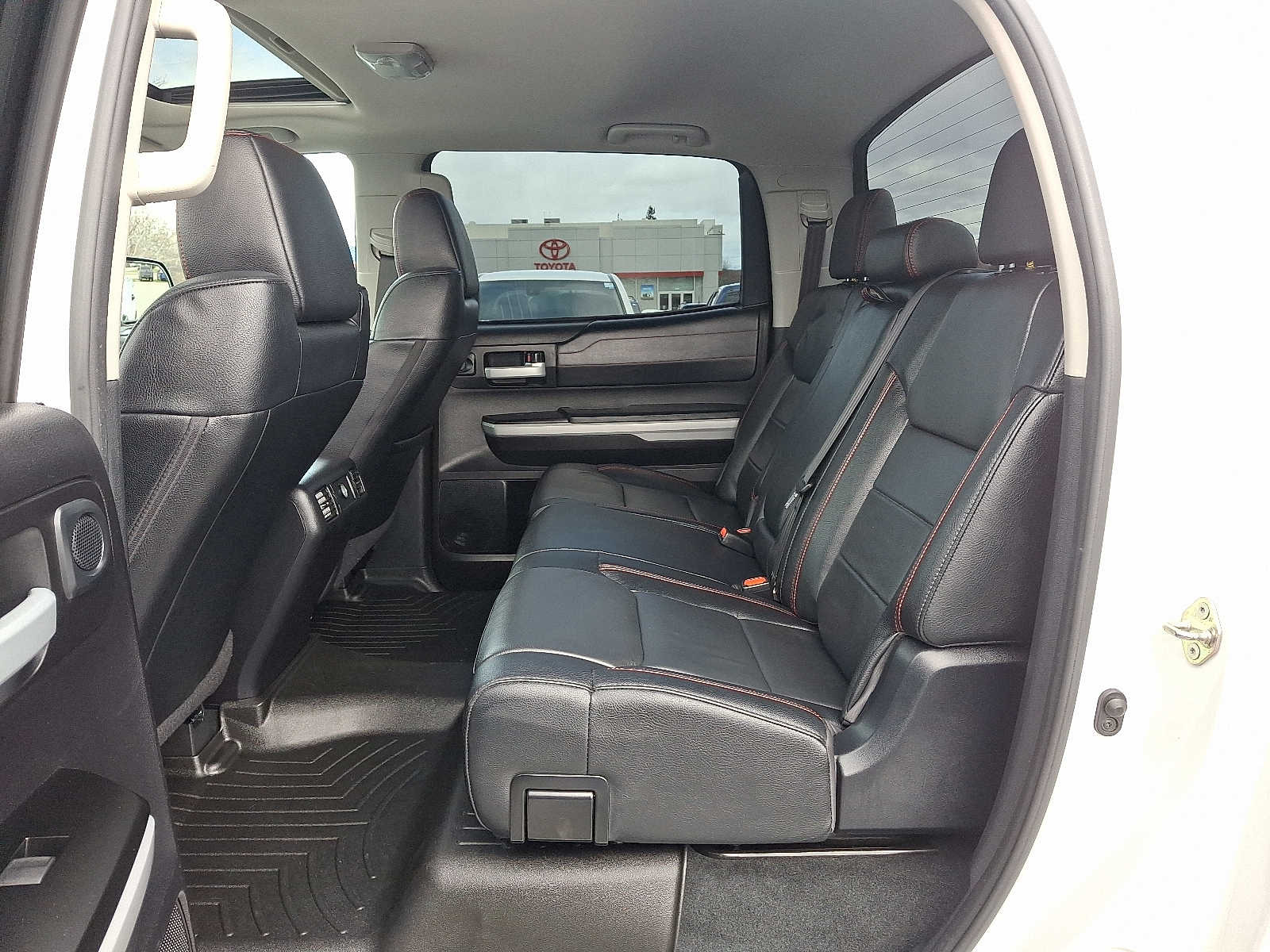 Thumbnail: 2020 Toyota Tundra - 13