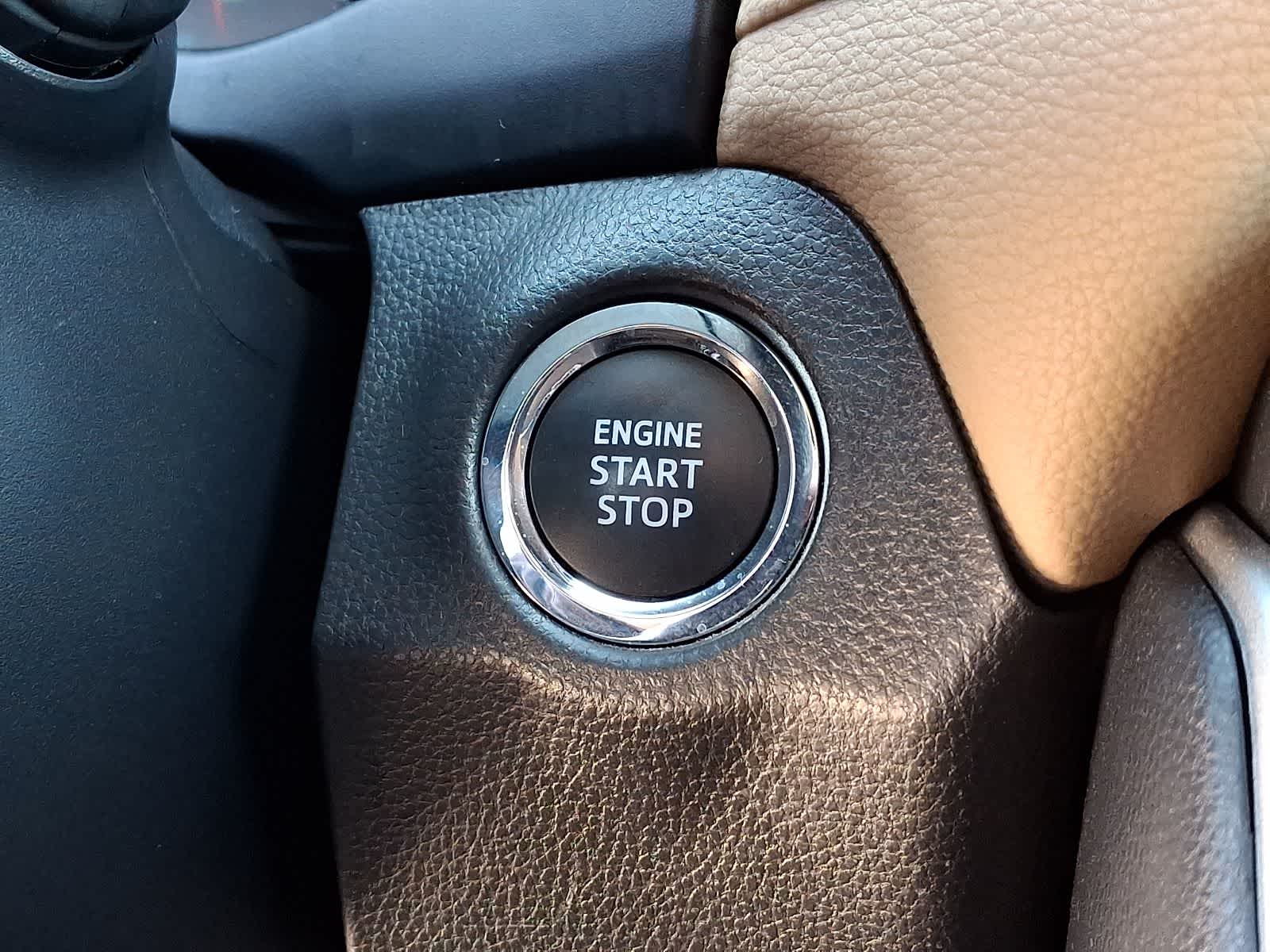 Thumbnail: 2025 Toyota RAV4 - 24