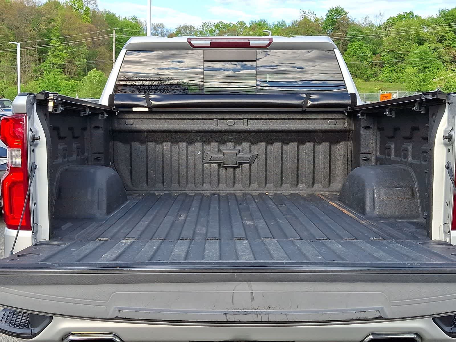 Thumbnail: 2019 Chevrolet Silverado 1500 - 30