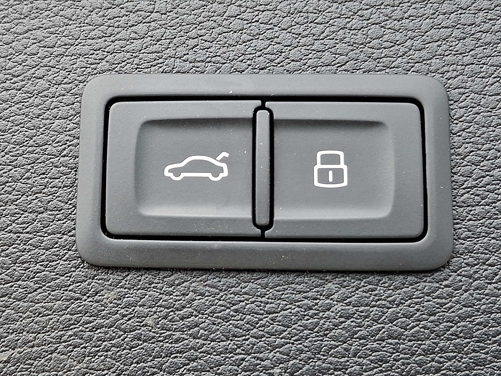 Thumbnail: 2022 Audi Q5 - 26