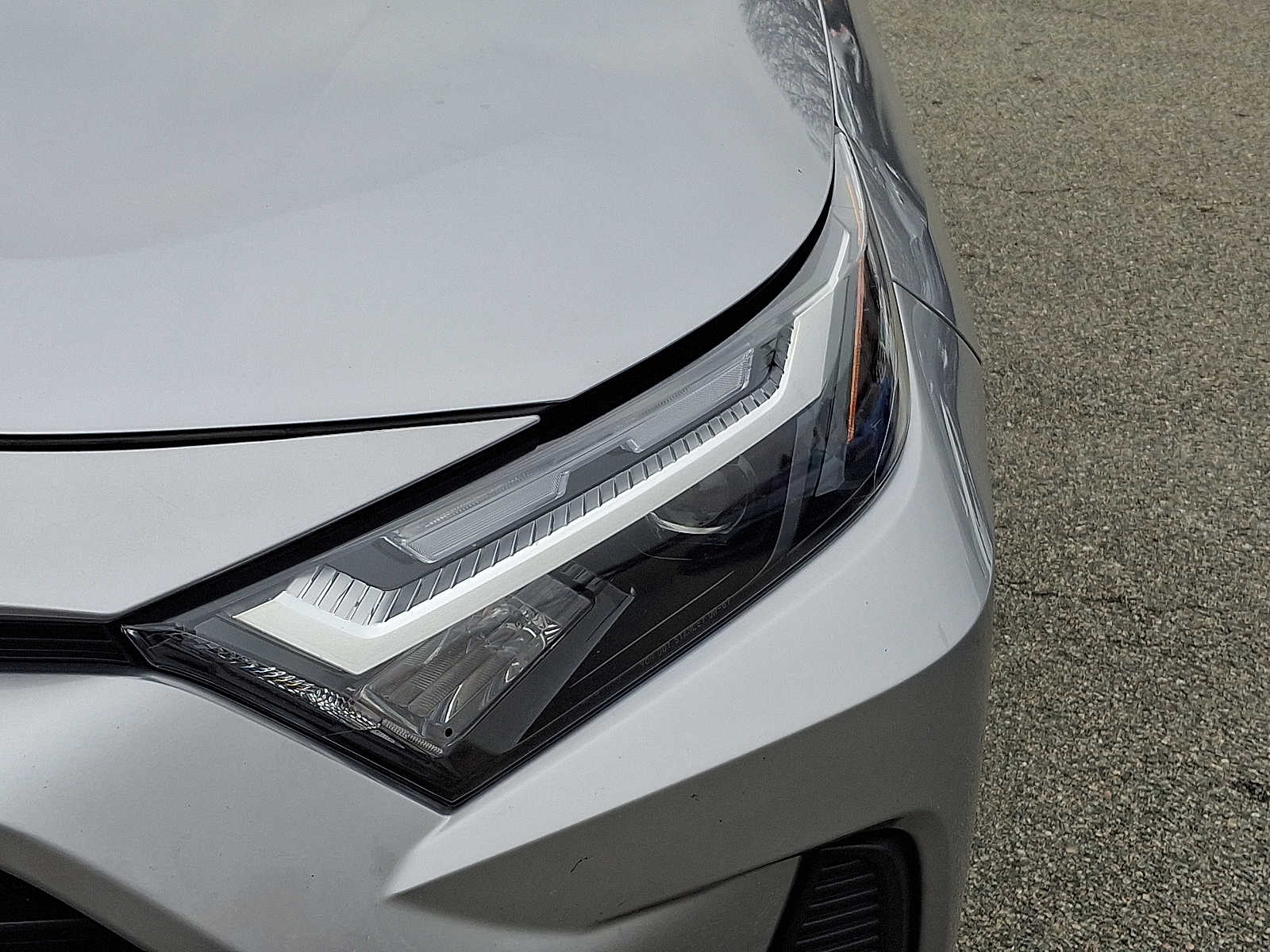 Thumbnail: 2023 Toyota RAV4 - 12