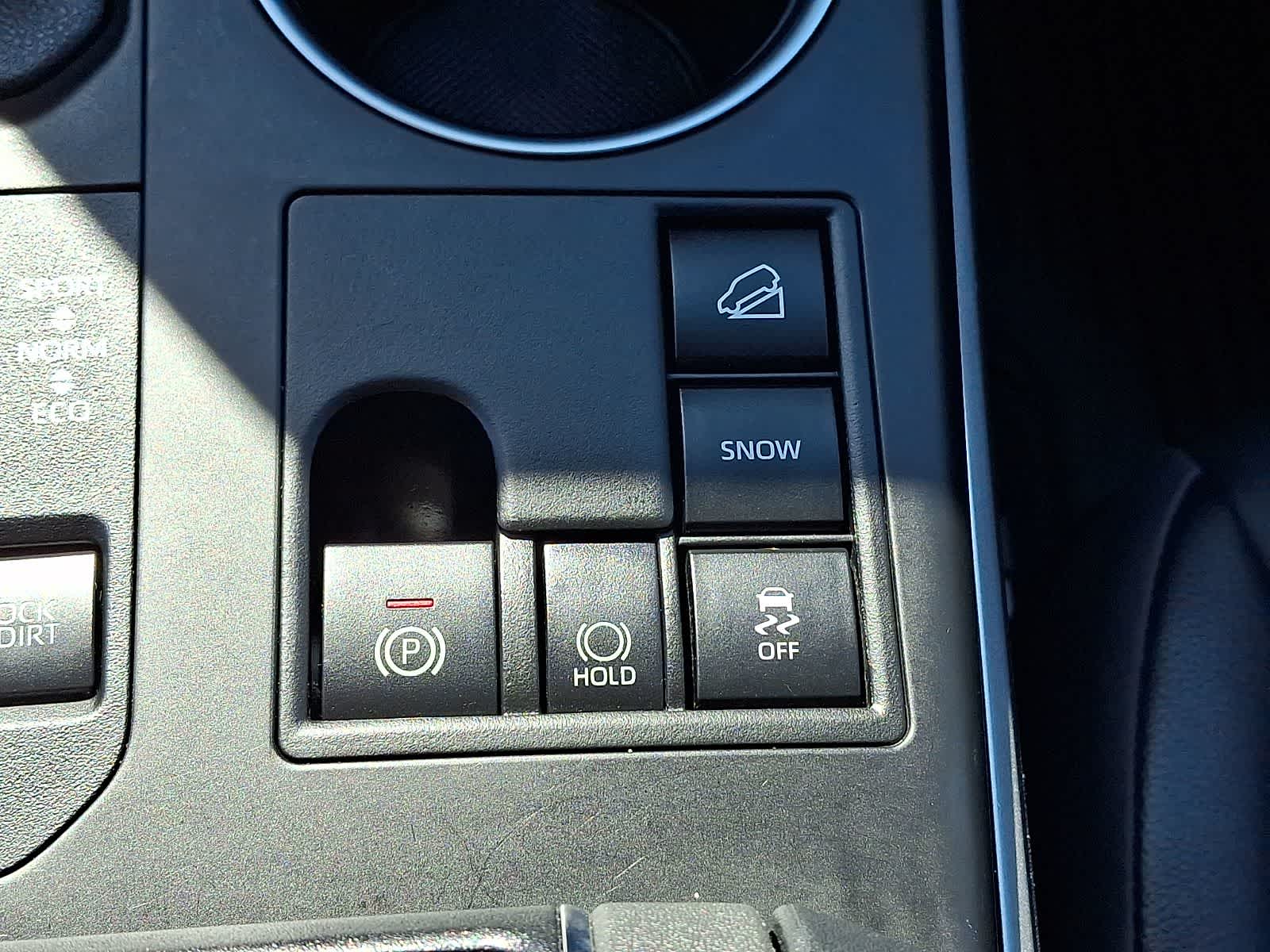 Thumbnail: 2023 Toyota Highlander - 30