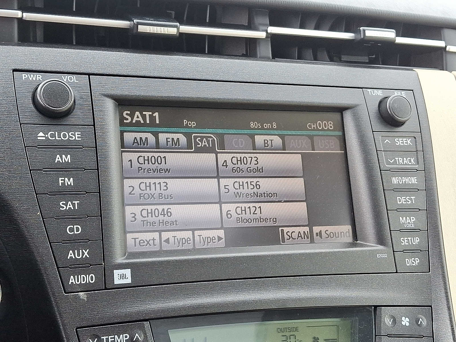 Thumbnail: 2010 Toyota Prius - 20