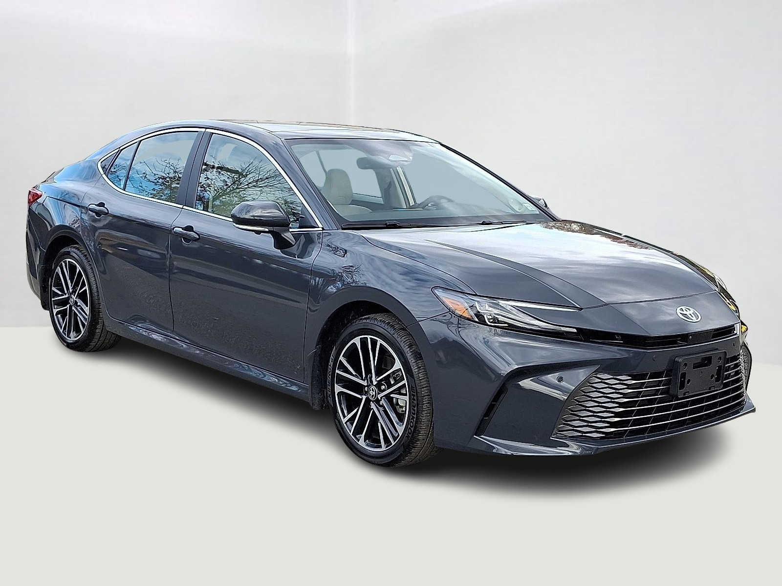 Thumbnail: 2025 Toyota Camry - 5