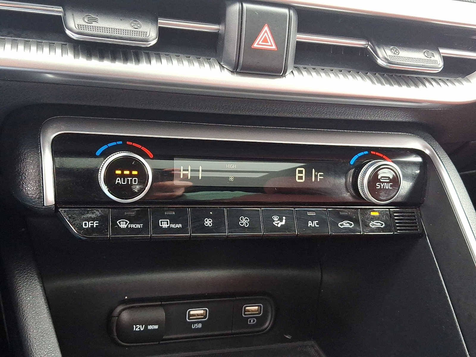 Thumbnail: 2023 Kia K5 - 17