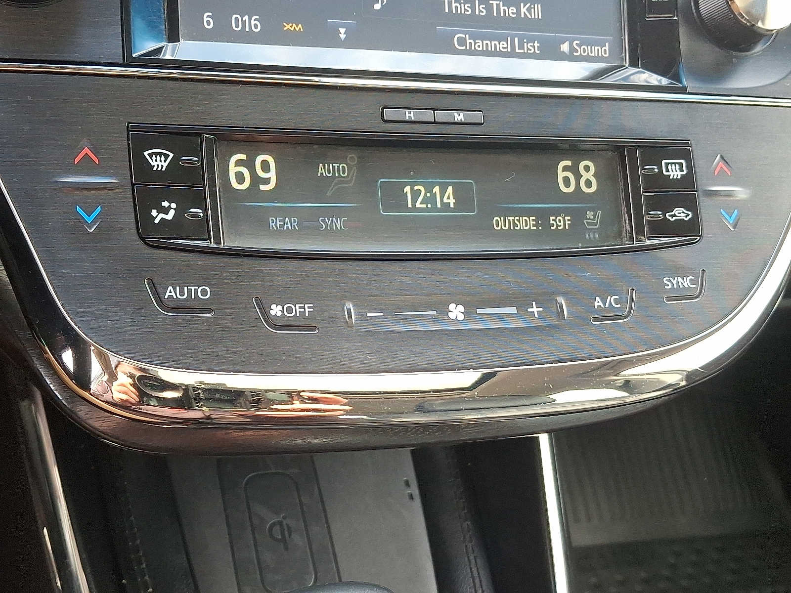 Thumbnail: 2018 Toyota Avalon - 20