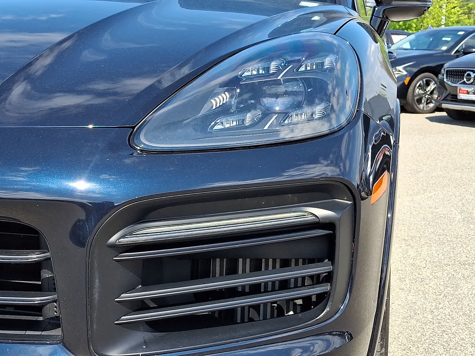 Thumbnail: 2021 Porsche Cayenne - 10