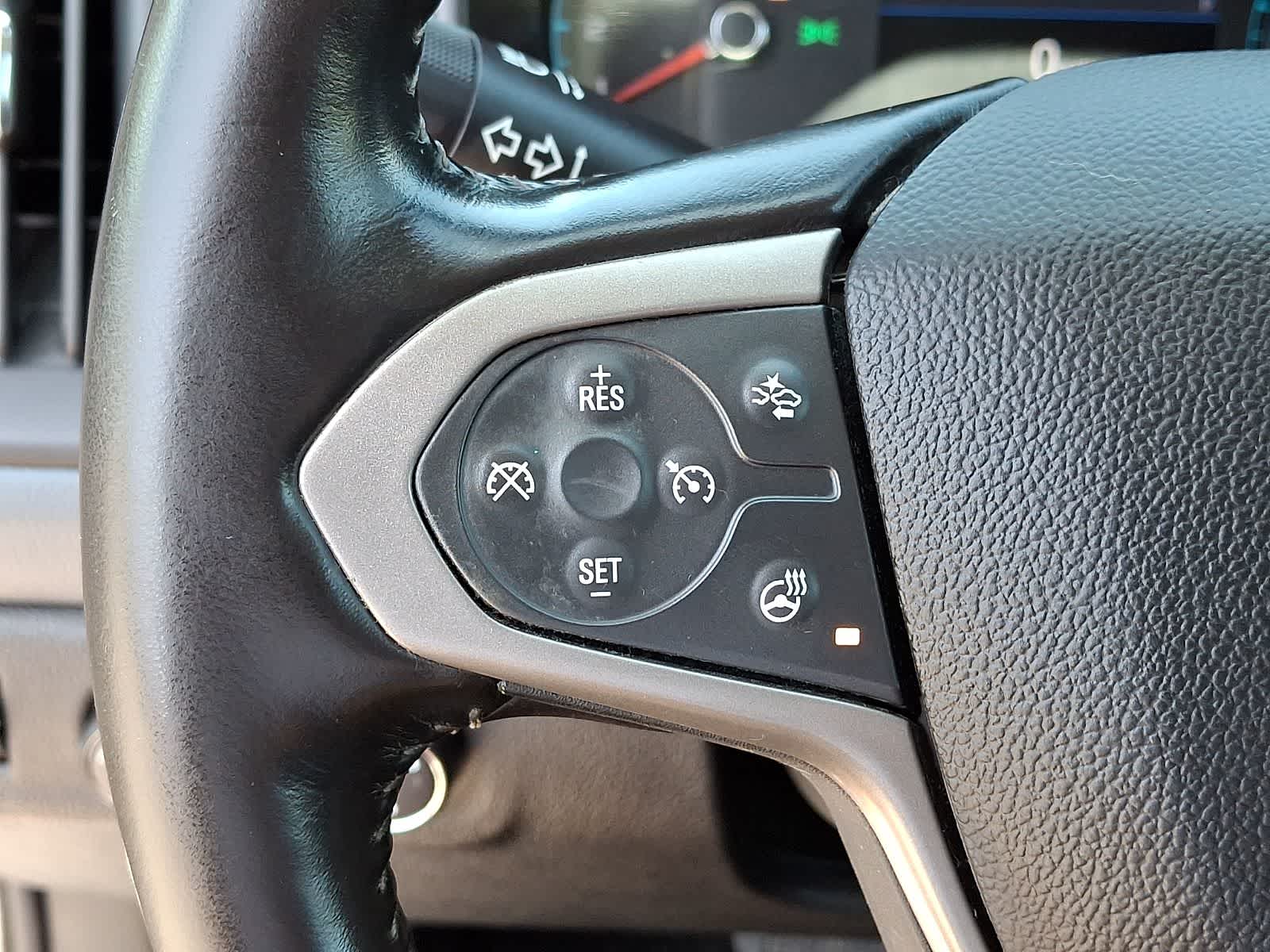 Thumbnail: 2021 Chevrolet Colorado - 23