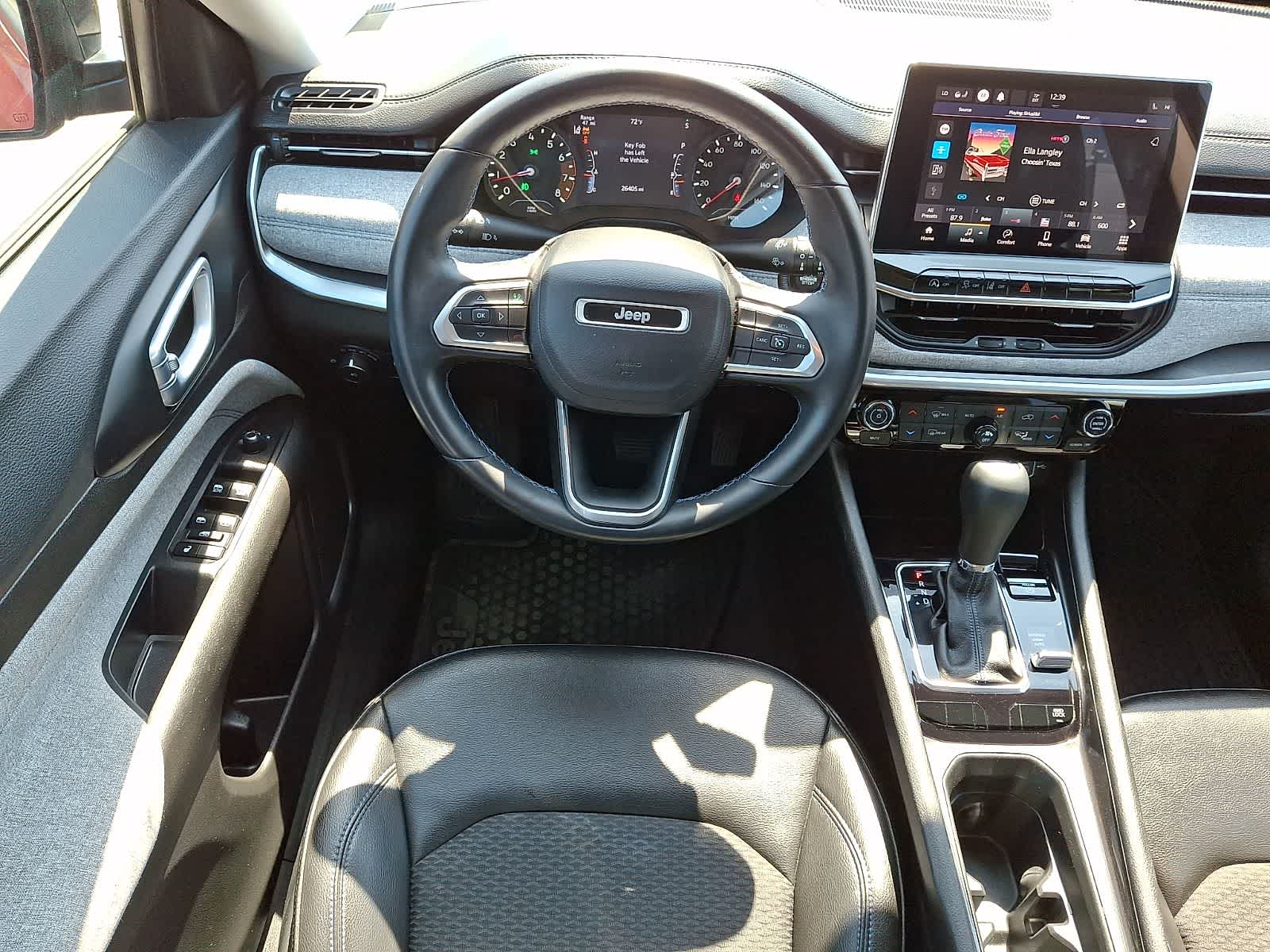 Thumbnail: 2022 Jeep Compass - 11