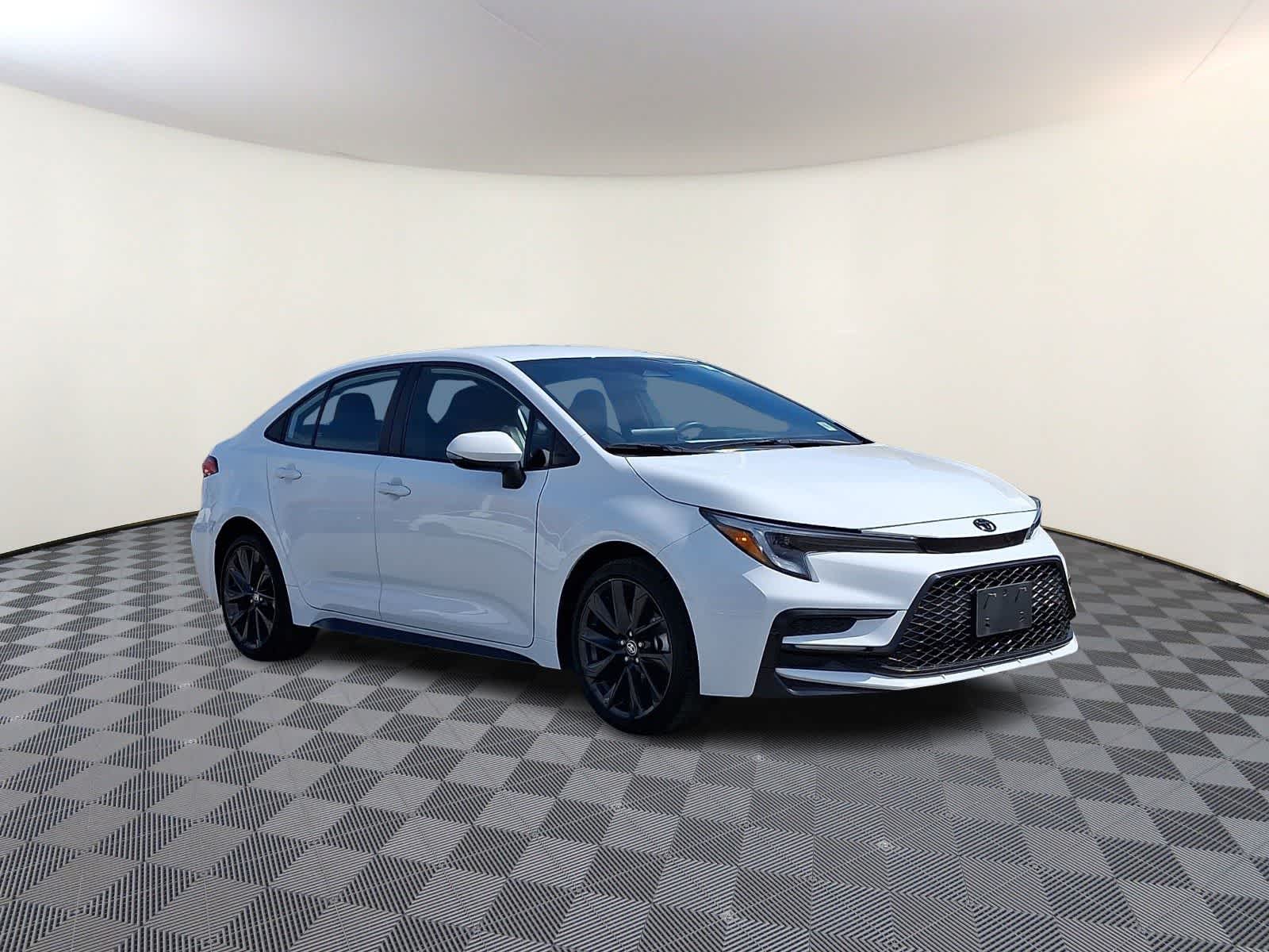 Thumbnail: 2024 Toyota Corolla - 5