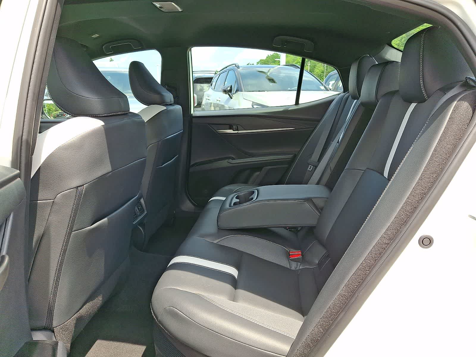 Thumbnail: 2025 Toyota Camry - 13