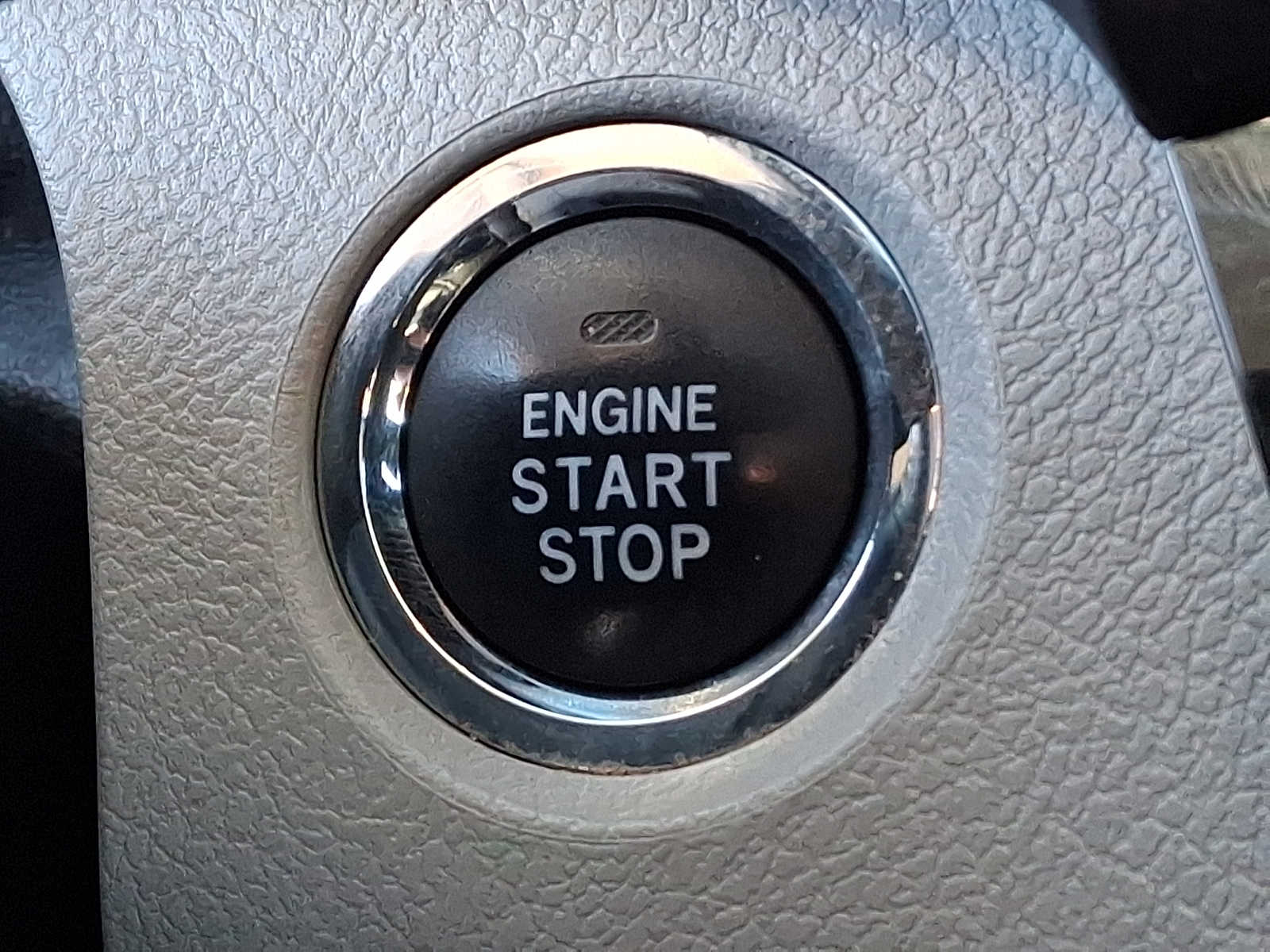 Thumbnail: 2015 Toyota Sienna - 29