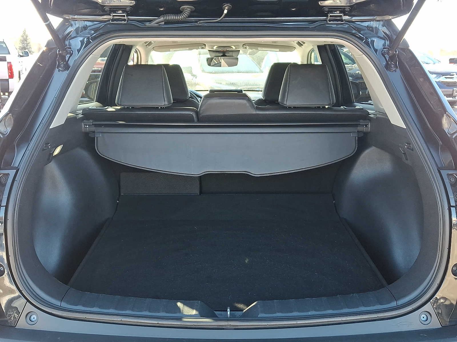 Thumbnail: 2025 Toyota Corolla Cross - 31