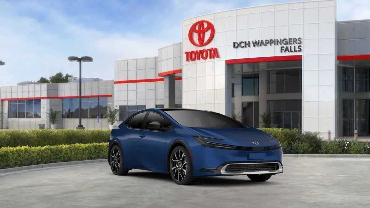 Thumbnail: 2026 Toyota Prius - 15