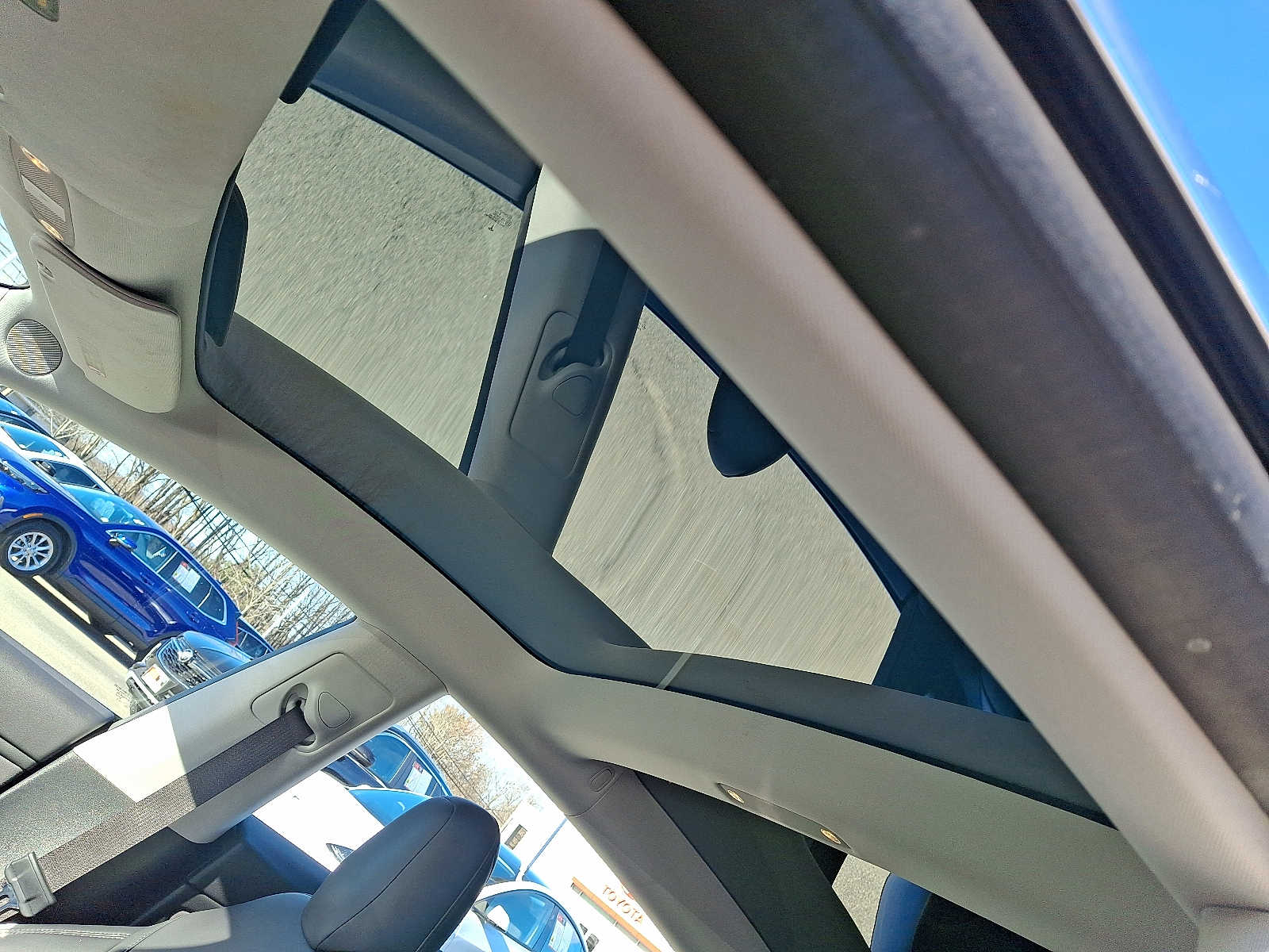 Thumbnail: 2018 Tesla Model 3 - 15