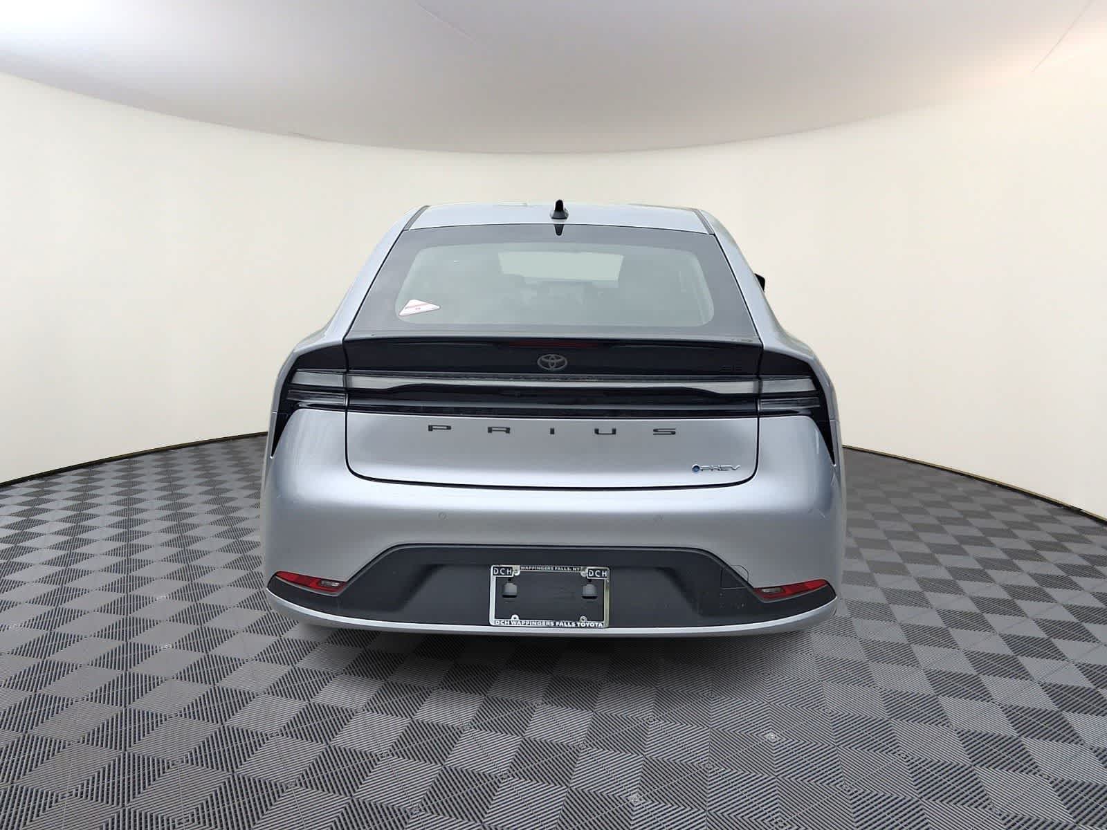 Thumbnail: 2026 Toyota Prius - 5