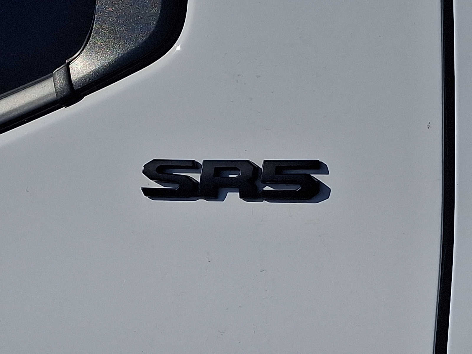 Thumbnail: 2023 Toyota Tundra - 31