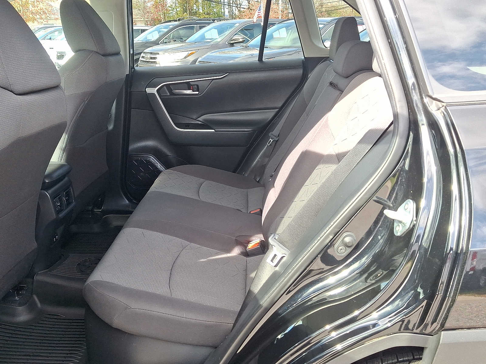 Thumbnail: 2021 Toyota RAV4 - 13