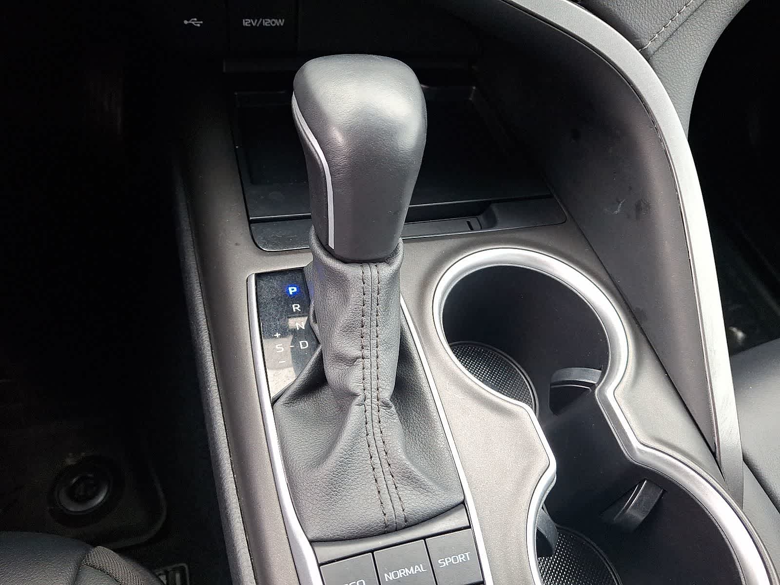 Thumbnail: 2024 Toyota Camry - 14