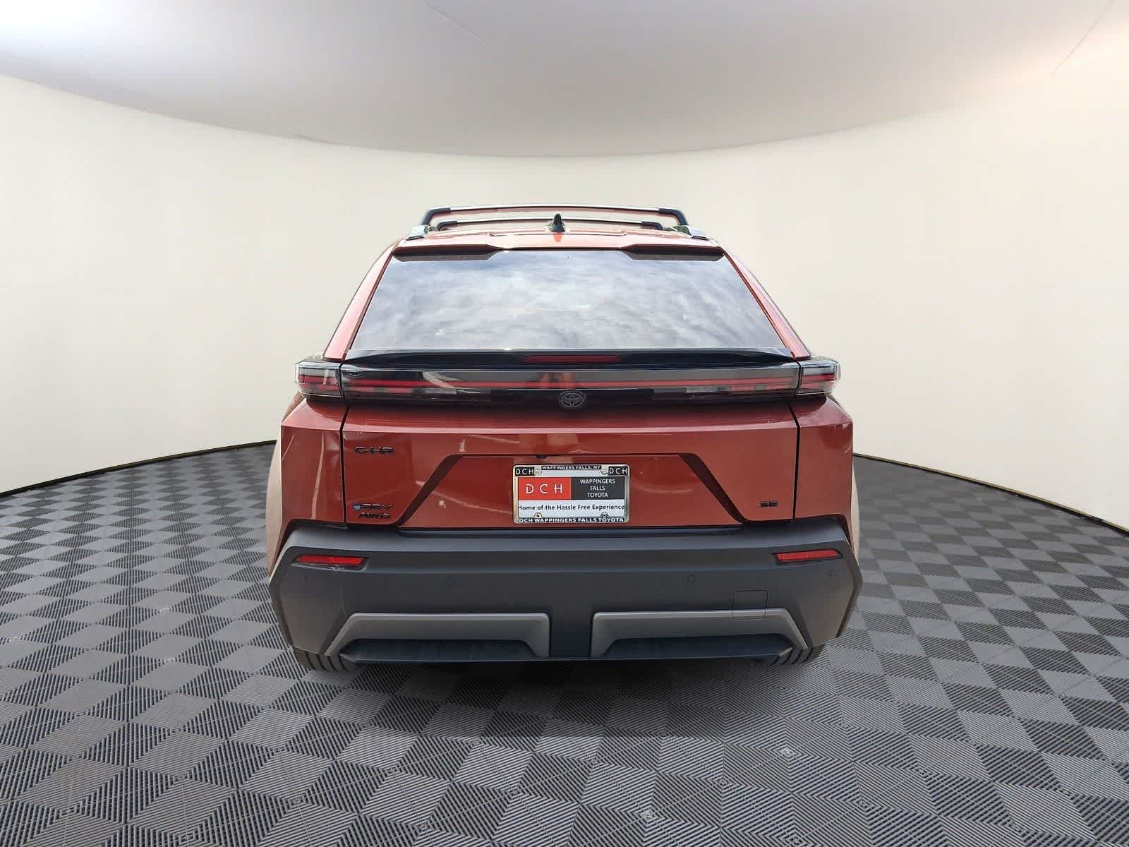 Thumbnail: 2026 Toyota C-HR - 5