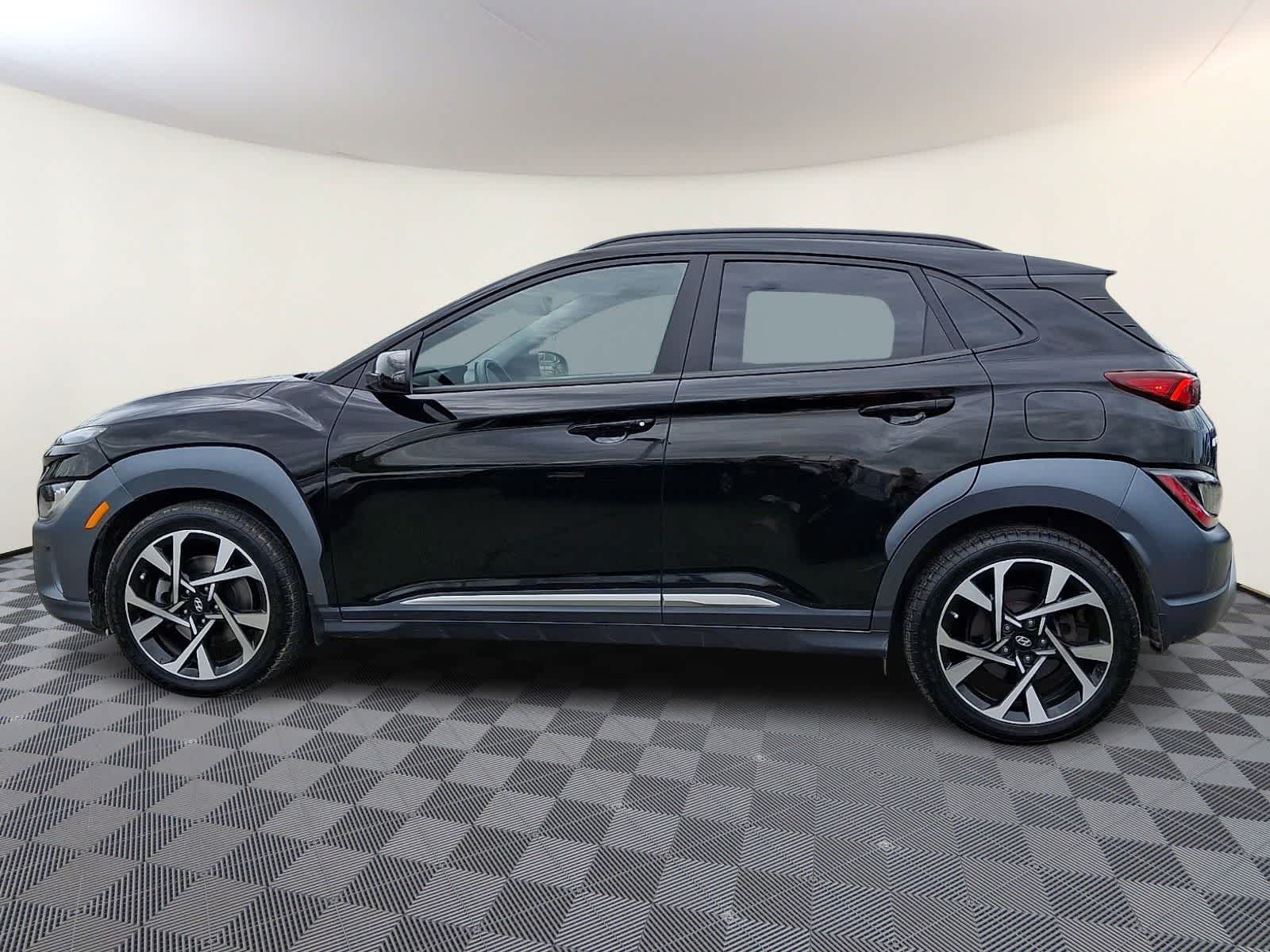 Thumbnail: 2022 Hyundai Kona - 8