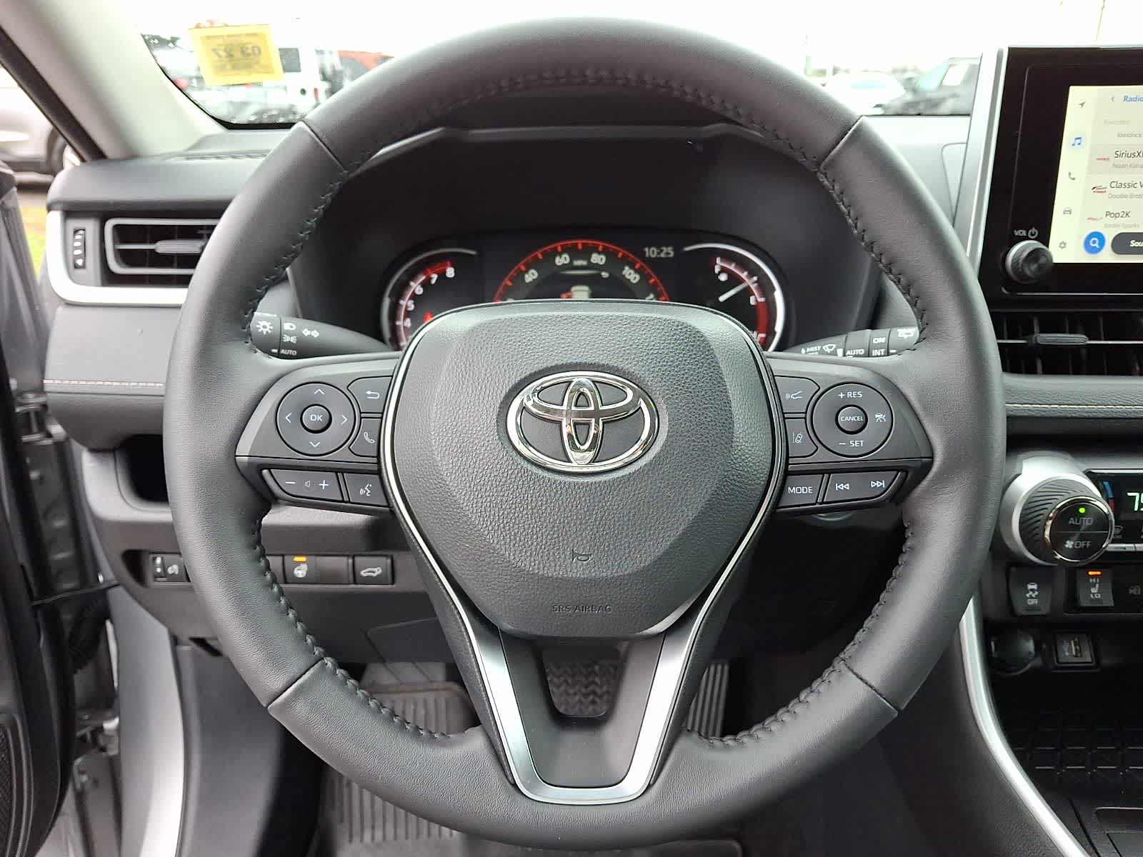 Thumbnail: 2025 Toyota RAV4 - 22