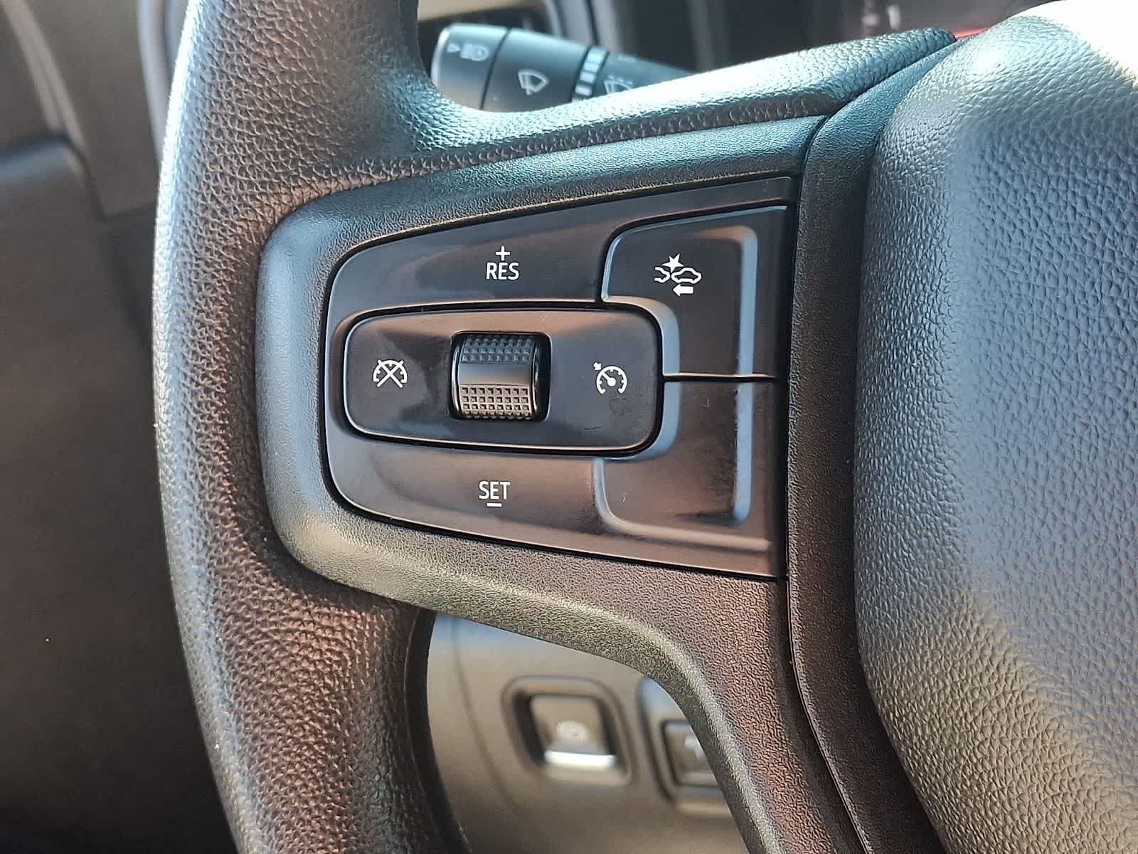 Thumbnail: 2025 Chevrolet Silverado 2500 - 17