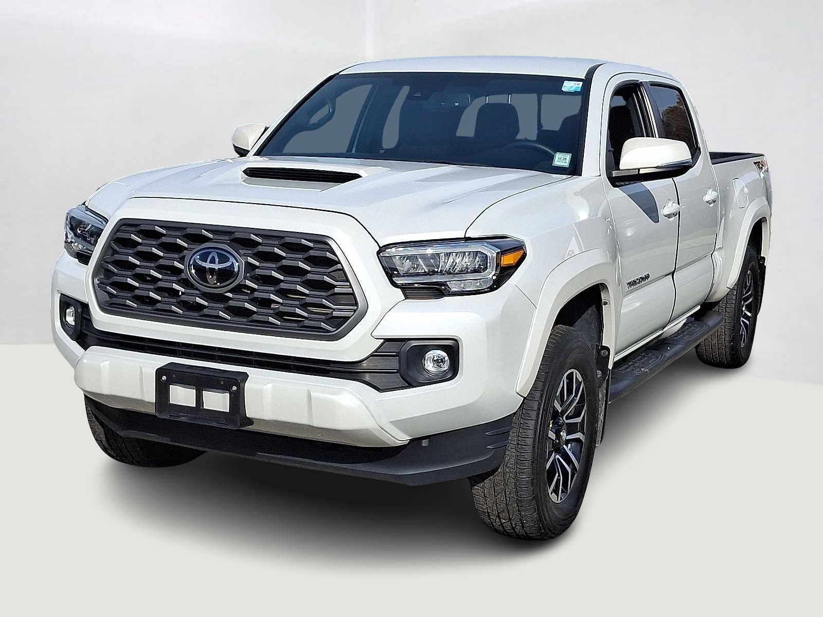 Thumbnail: 2022 Toyota Tacoma - 1