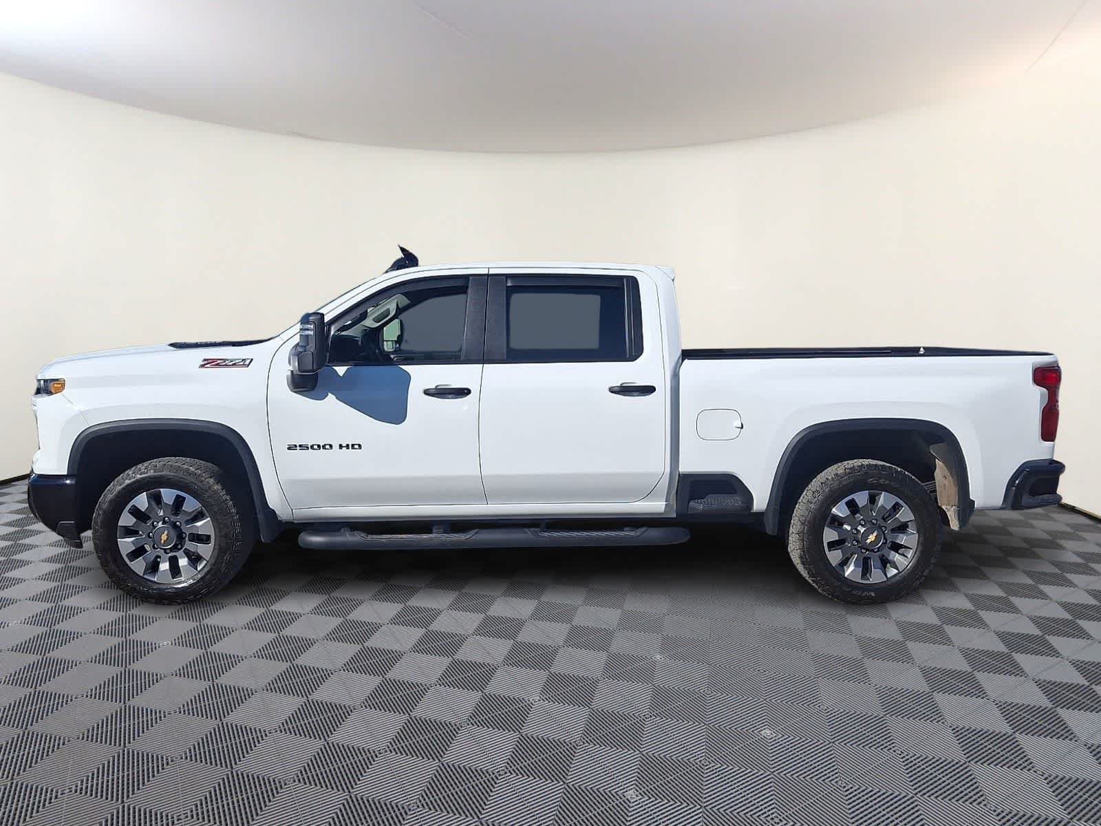 Thumbnail: 2025 Chevrolet Silverado 2500 - 8