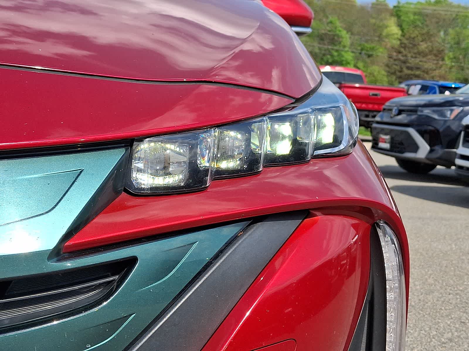 Thumbnail: 2018 Toyota Prius Prime - 11