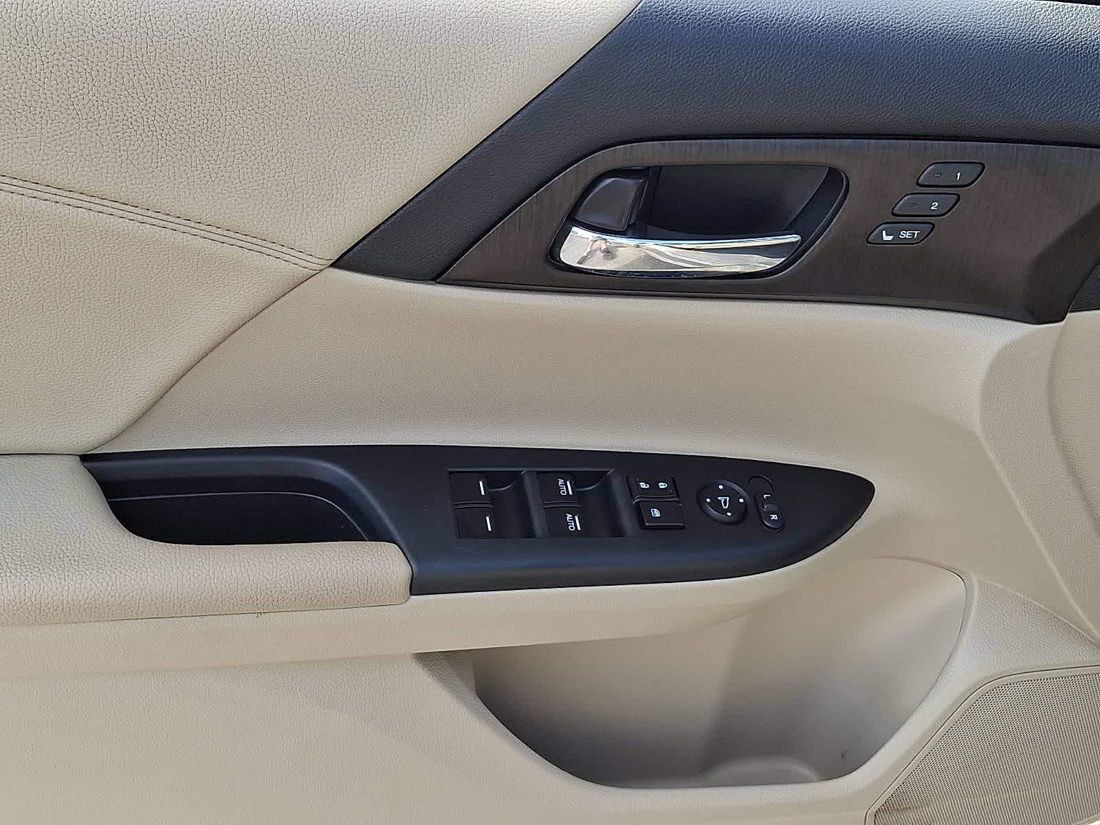 Thumbnail: 2014 Honda Accord - 13