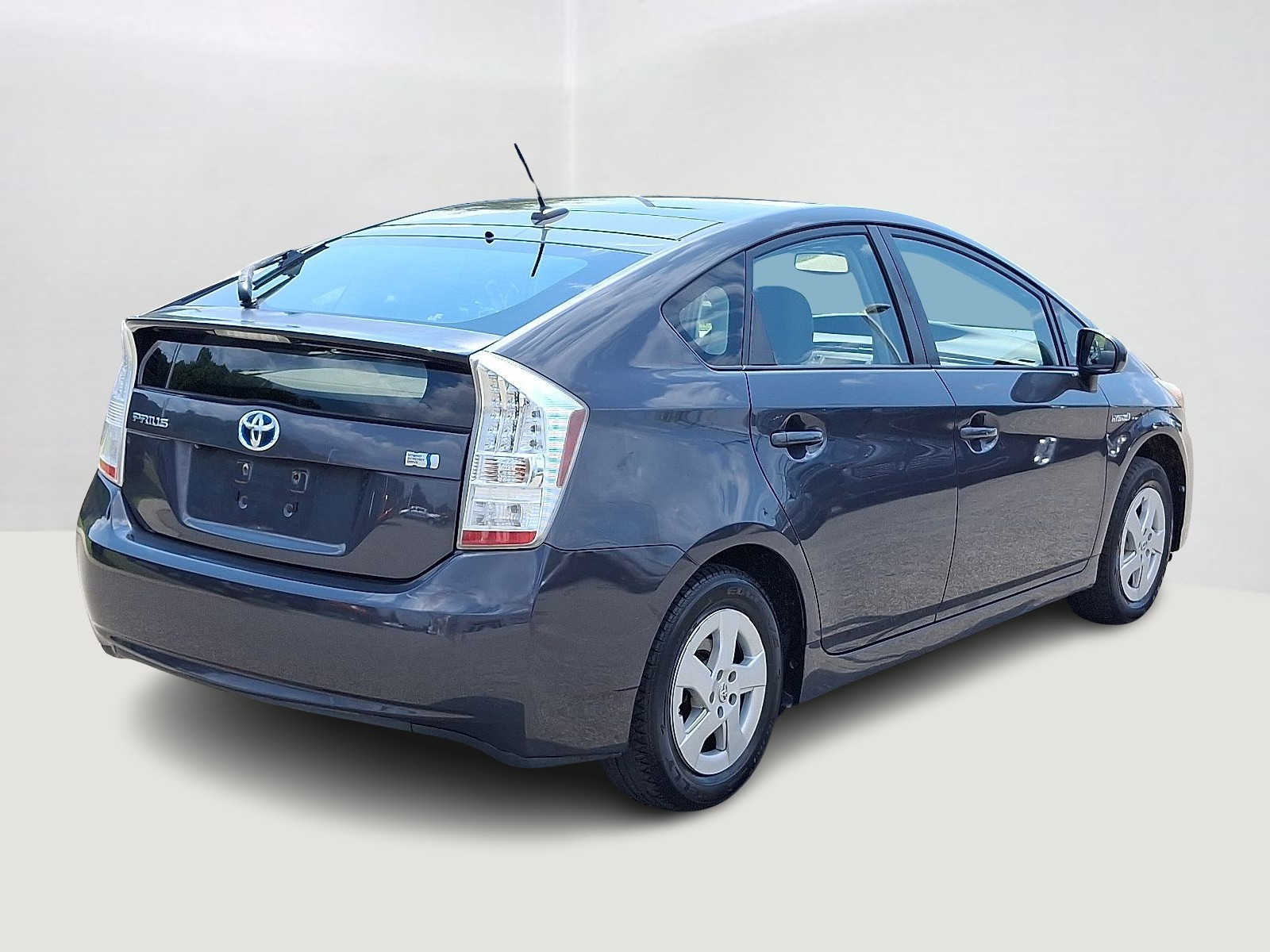 Thumbnail: 2011 Toyota Prius - 6